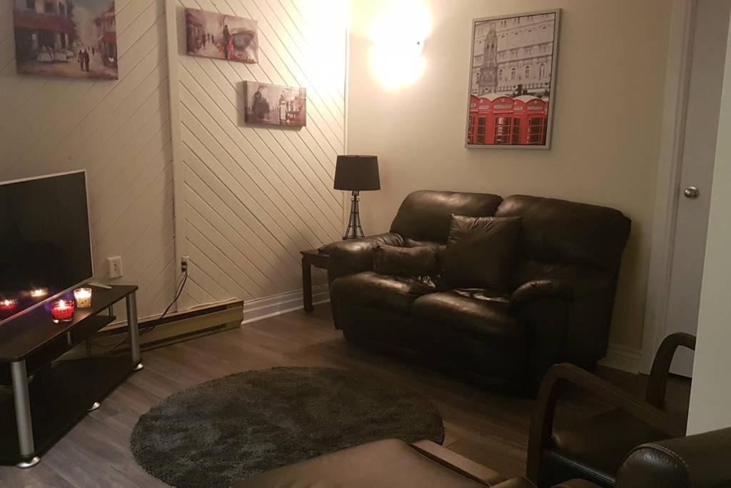 2-Bedroom Apartment Sweet #5 By Amazing Property Rentals ガティノー エクステリア 写真